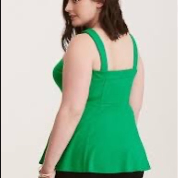 Torrid strappy peplum halter tank top size 1 - Picture 5 of 6